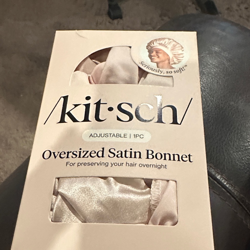 Kitsch Satin Bonnet in Soft Cream